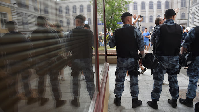Наркотики подбросились по схеме