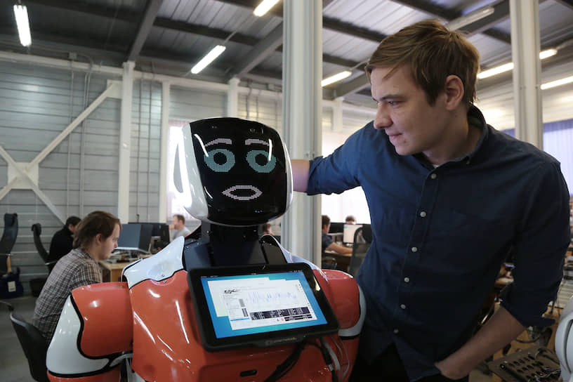 Руководитель компании Promobot Олег Кивокурцев
