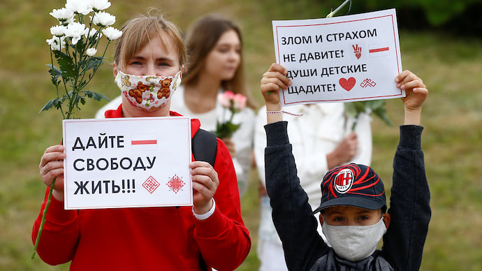 «Рабочие приветствовали горожан какими-то выкриками»
