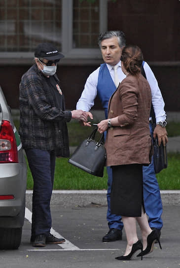 Актер Михаил Ефремов (слева) и адвокат Эльман Пашаев 