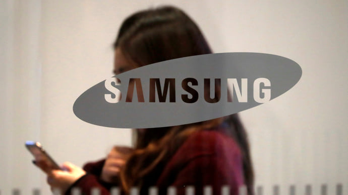 Samsung хранит интригу