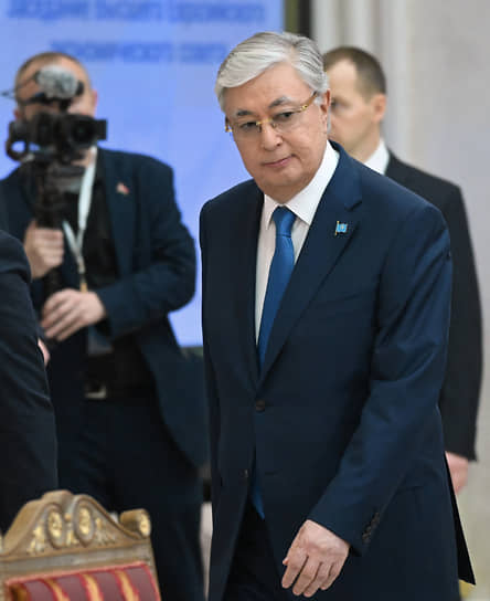 Президент Казахстана Касым-Жомарт Токаев перед началом заседания Высшего Евразийского экономического совета.