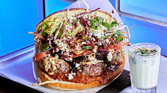 «Oz Kebab наконец-то стал полноценным рестораном»