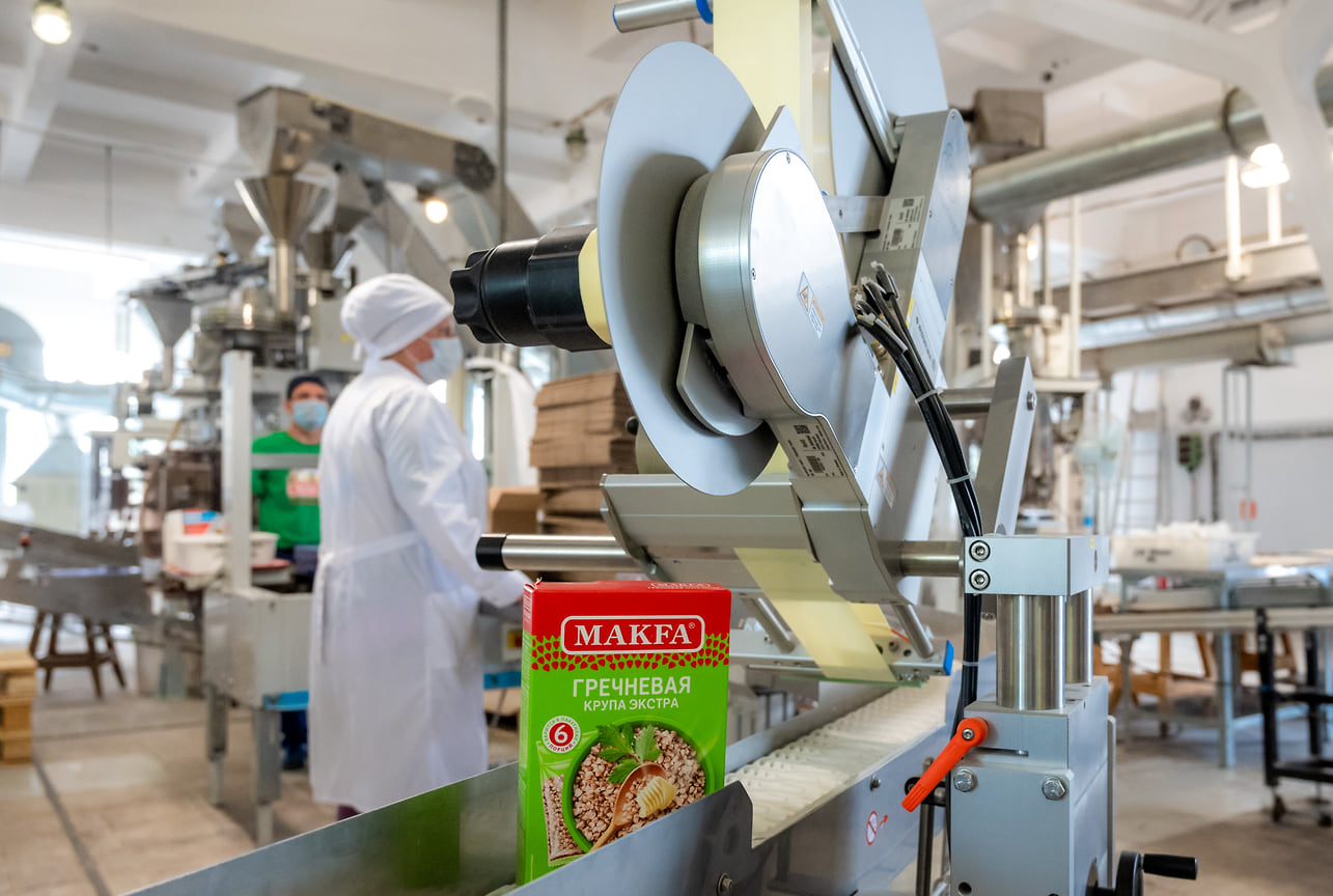 MAKFA входит в российскую тройку лидеров по продажам круп в пакетиках для варки, популярного на рынке продукта 