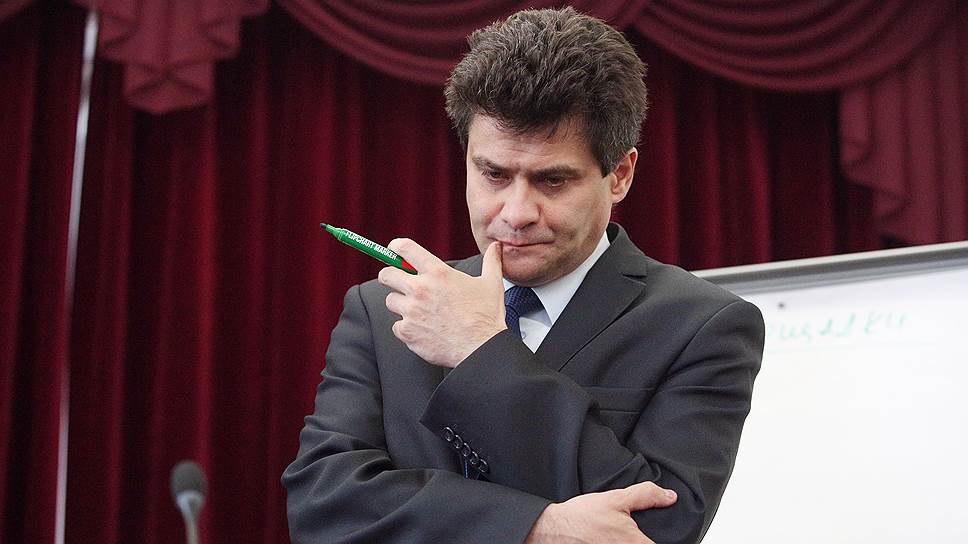 8 Александр Высокинский может не торопиться с отчетом в гордуму