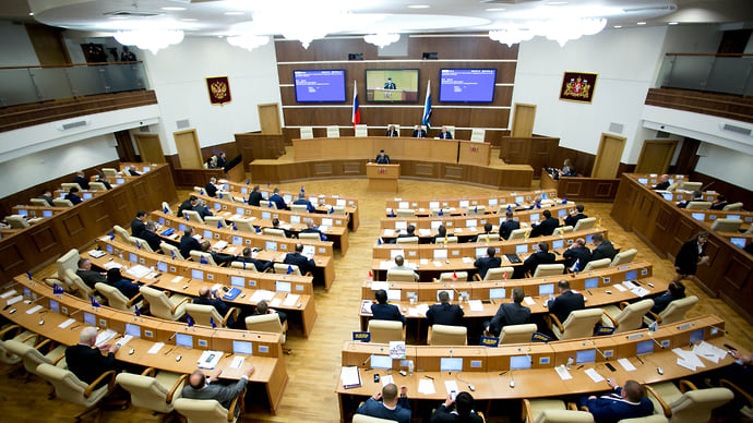 Партии расставили по местам