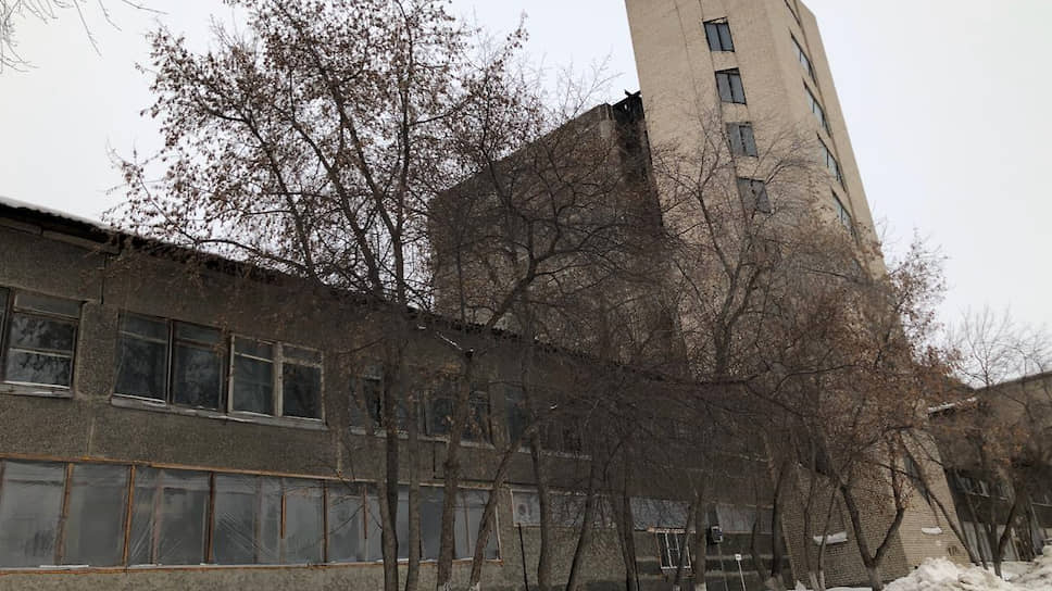 Здание бывшего Богдановичского фарфорового завода, где создана зона обсервации для граждан Китая 