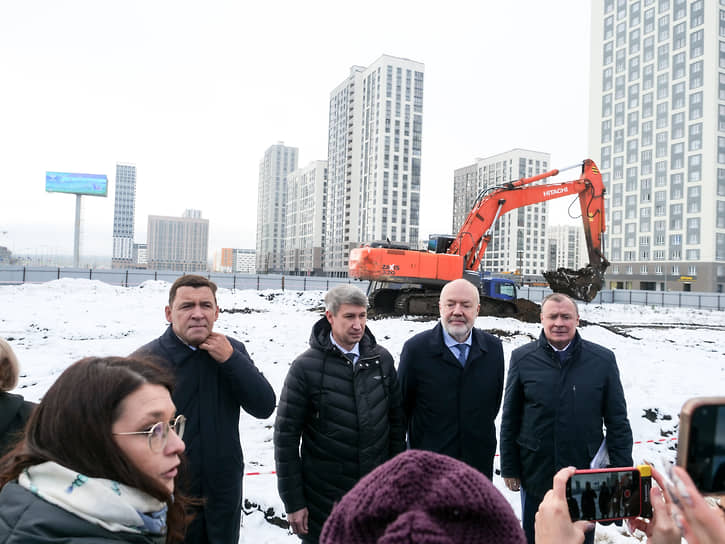 Торжественная церемония старта строительства нового суда в Академическом районе Екатеринбурга 