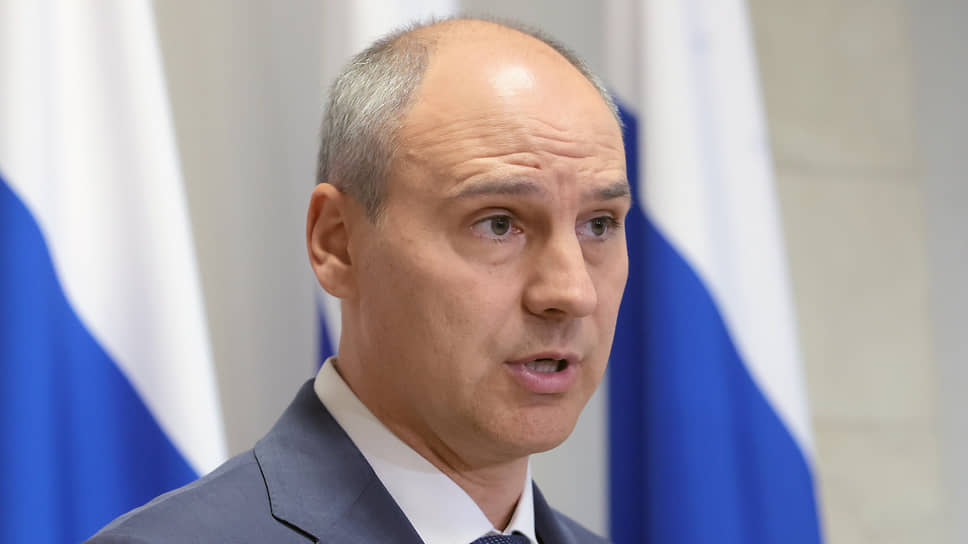 Денис Паслер