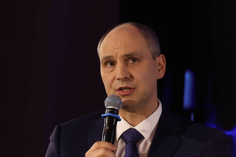 Денис Паслер