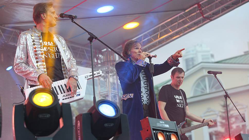 Фестиваль Ural Music Night прошел в Екатеринбурге на 115 площадках в ночь с 29 на 30 июня. Группа "Joy". 