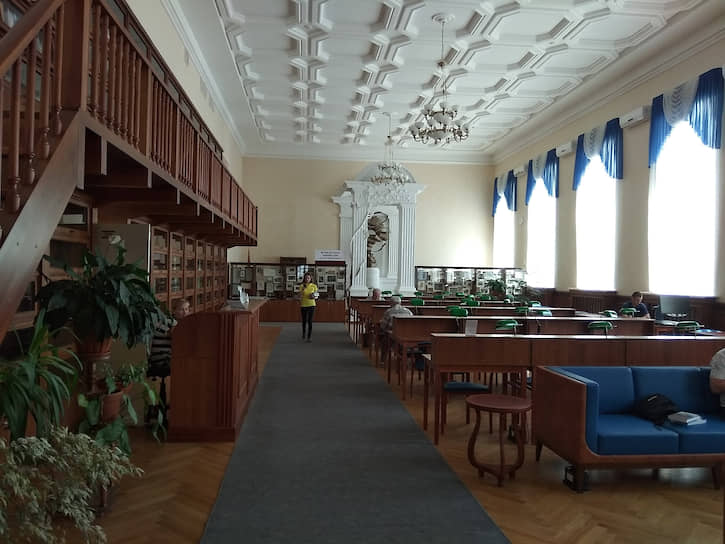 вердловская областная библиотека имени Белинского 