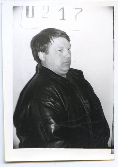 Сергей Иванников – один из самых авторитетных «уралмашевцев» с начала 1980-х. Был убит в Москве 5 декабря 1993 года в один день с Николаем Широковым. Распределение его активов привело к ликвидации внутренней оппозиции и консолидации сообщества.