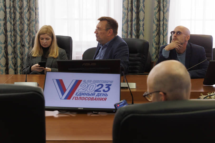 Пресс-завтрак председателя Избирательной комиссии Свердловской области Елены Клименко