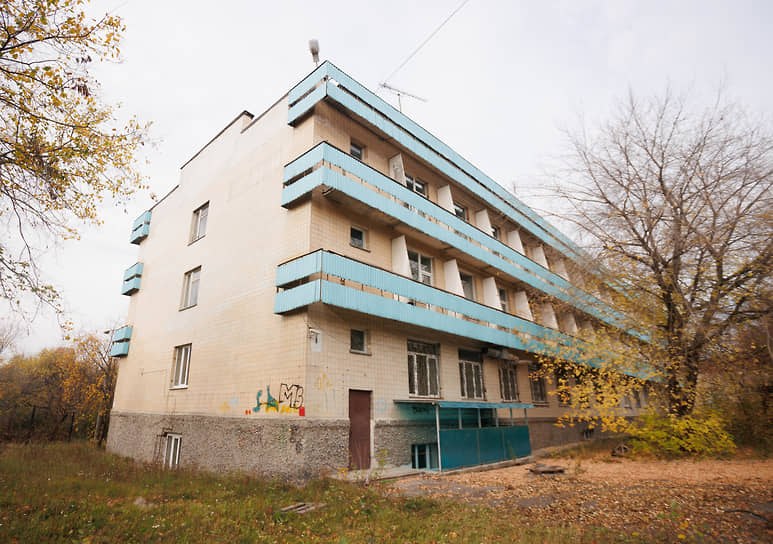 Бывший санаторий "Уктус"