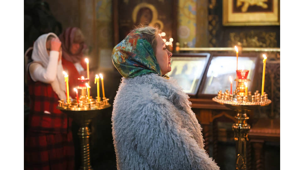 Праздничное Пасхальное богослужение в Свято-Троицком кафедральном соборе 