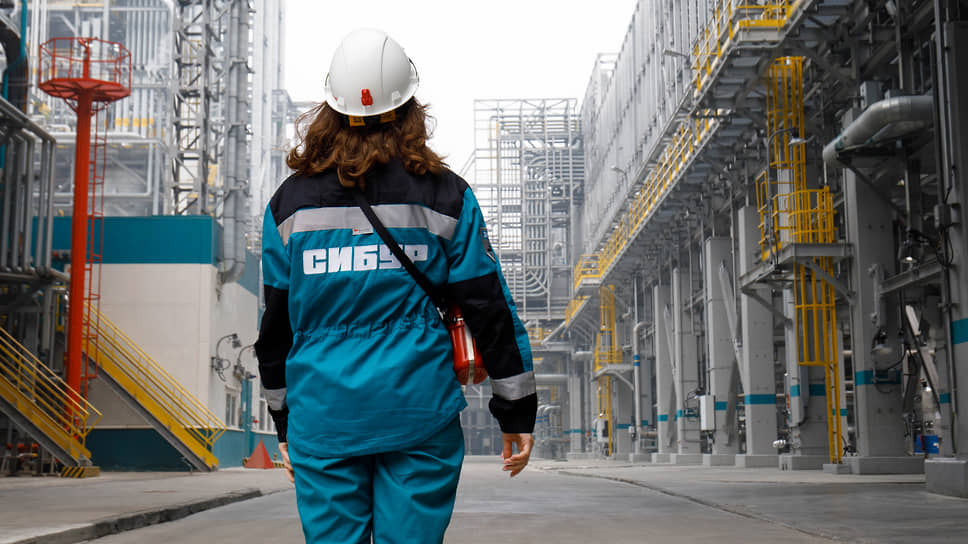 Нефтехимический комплекс "ЗапСибНефтехим"