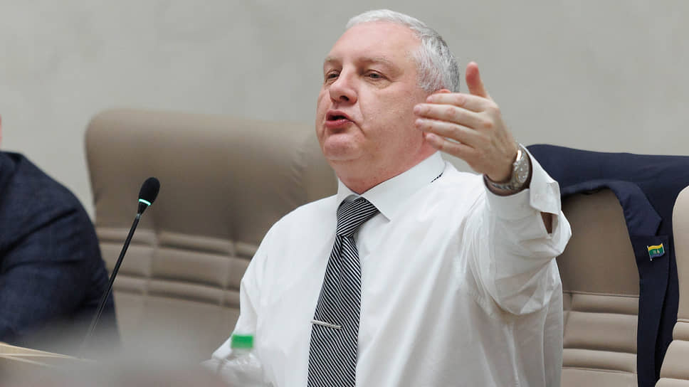 Депутат Александр Колесников надавал советы новому начальнику УМВД по Екатеринбургу