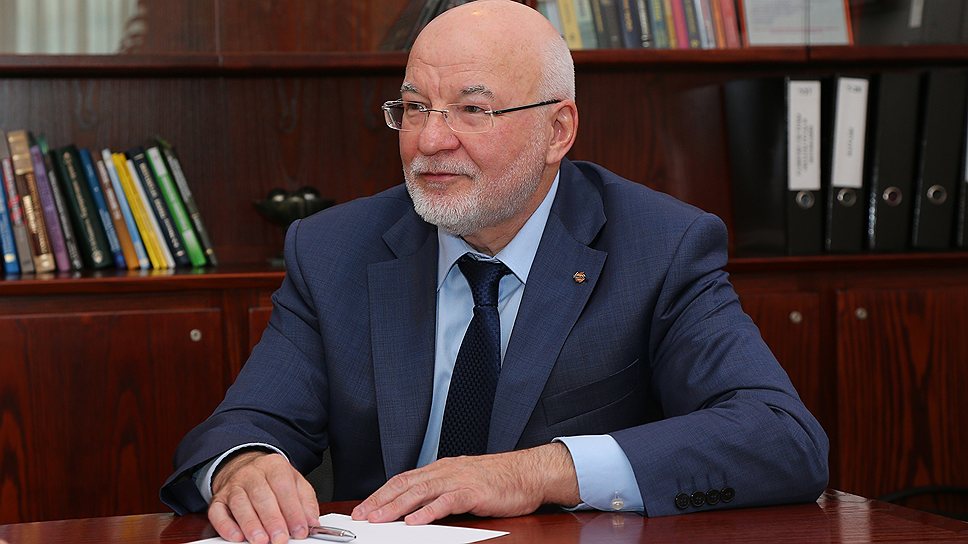 Директор по персоналу УГМК Виктор Олюнин 