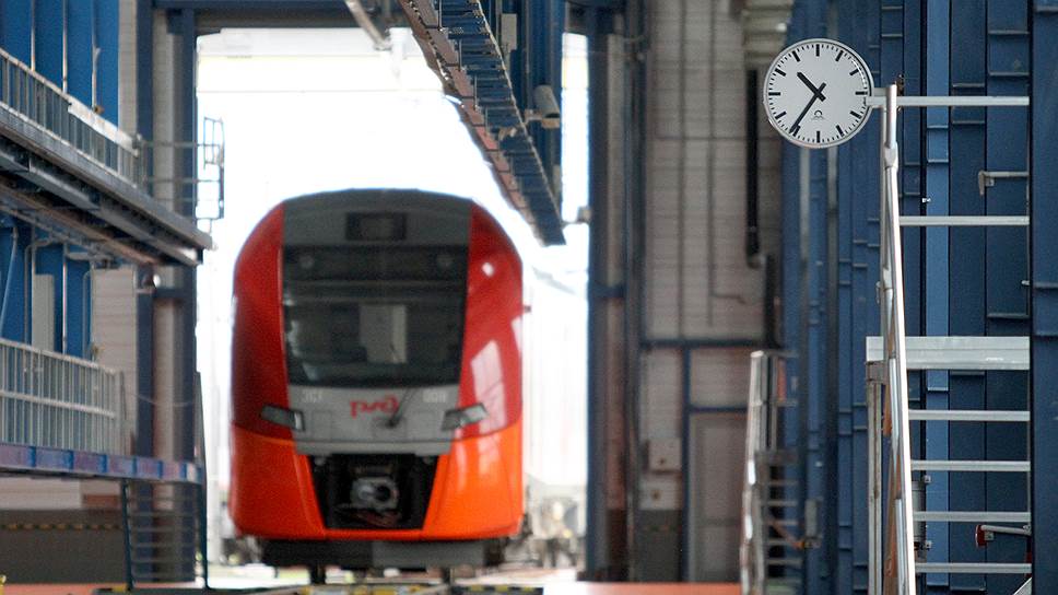 К 2020 году на РЖД должно поступить 1200 вагонов скоростных электропоездов "Ласточка" 