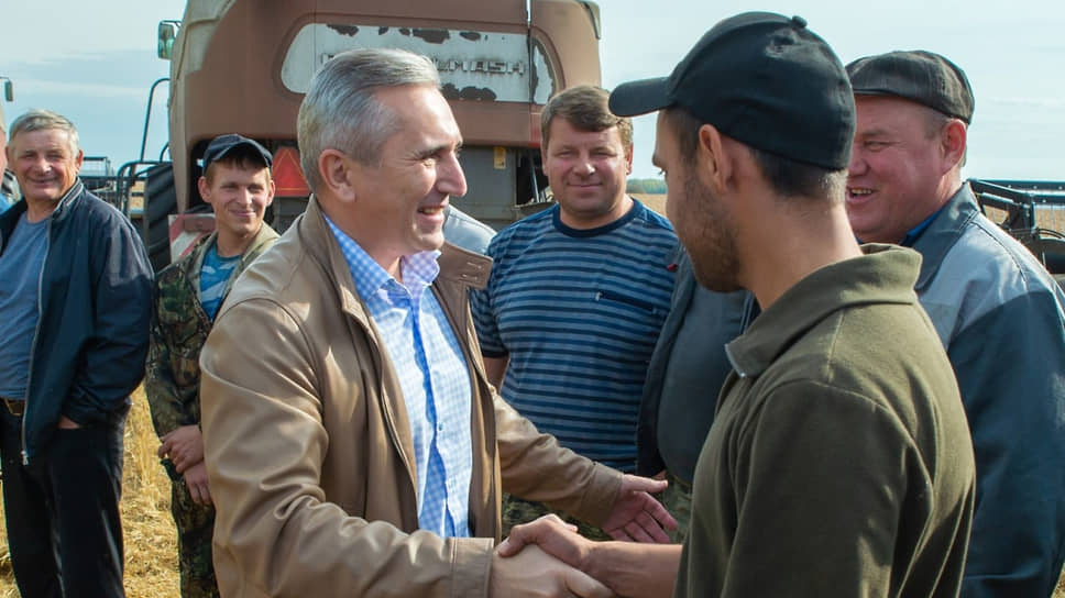 Губернатор Тюменской области Александр Моор подчеркнул, что аграрии региона закрывают потребность жителей по основным продуктам питания 