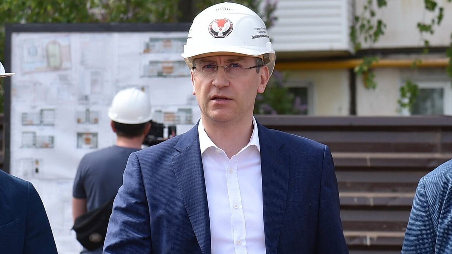 Ярослав Семенов 