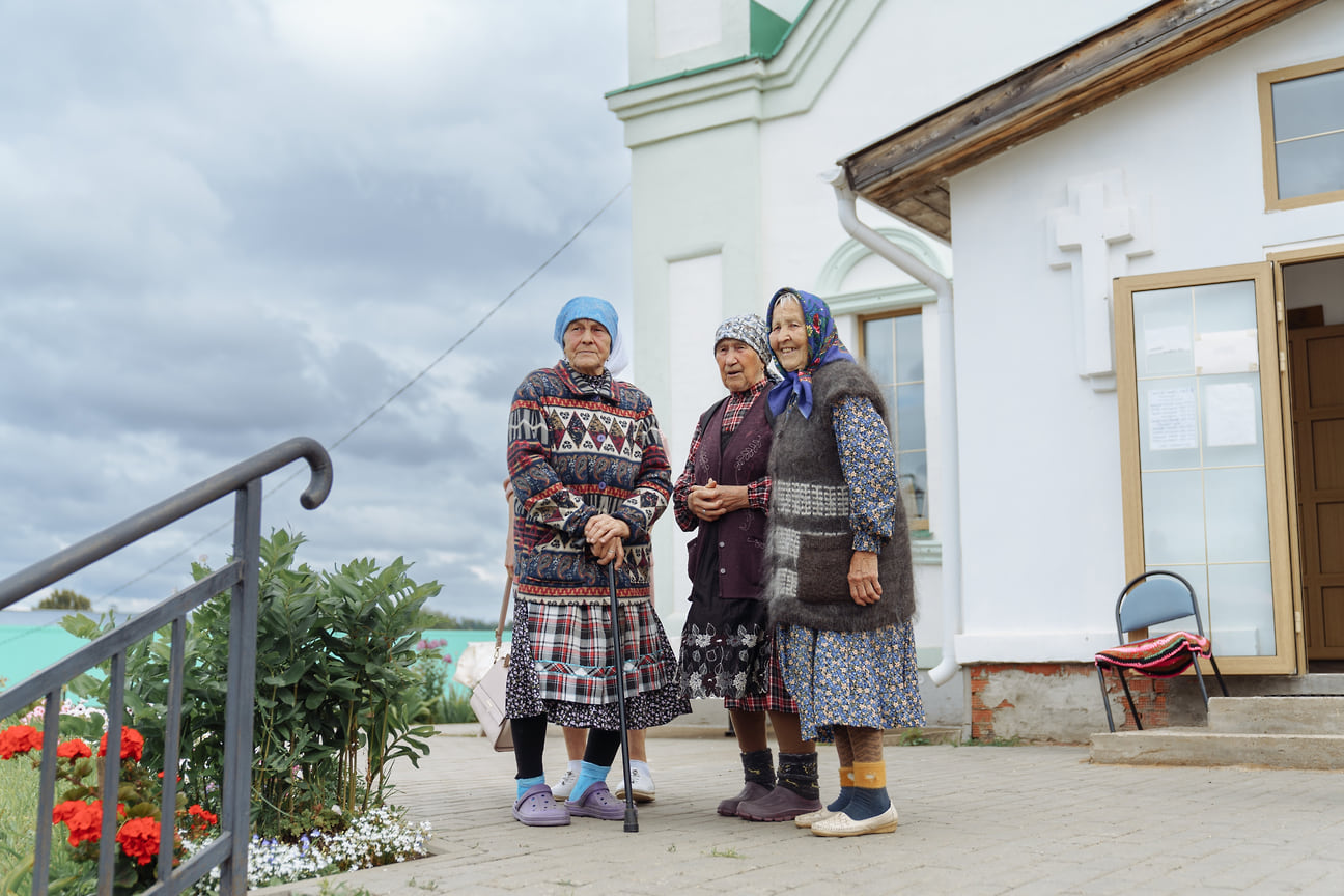 Участницы коллектива "Бабушки из Бураново"