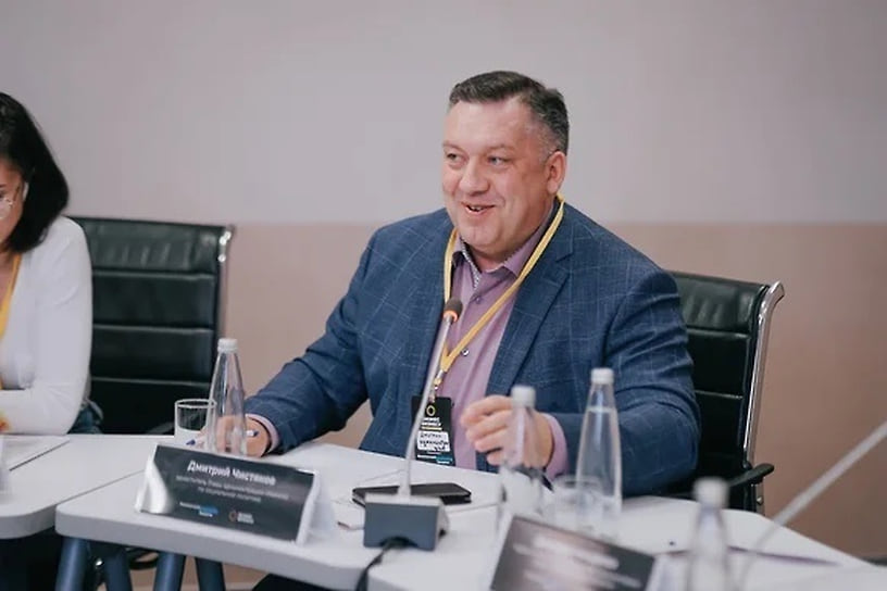 Нынешний градоначальник Дмитрий Чистяков