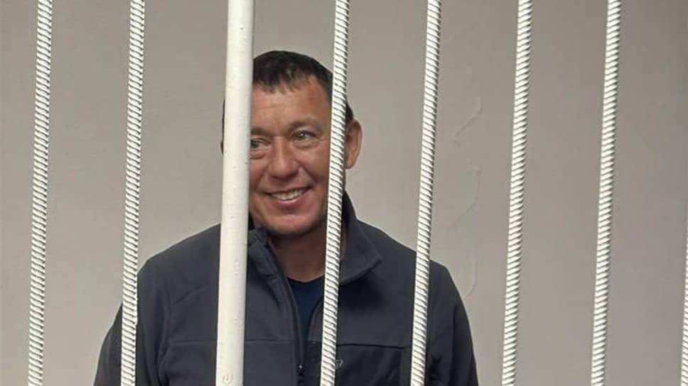Суд отправил экс-главу Нижнекамска Рамиля Муллина в СИЗО до 3 февраля 