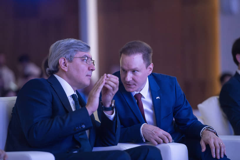 Открытие Kazan Cryptoforum-2024. Роман Шайхутдинов и Яков Тенилин на церемонии открытия Kazan Cryptoforum 2024.