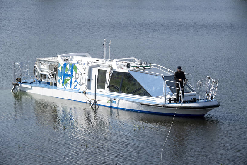 В Зеленодольске спустили на воду первое прогулочное судно на водородном топливе