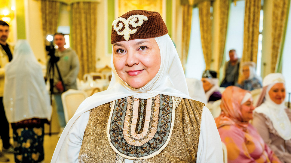 Тема татарской идентичности в костюме сегодня волнует многих. 