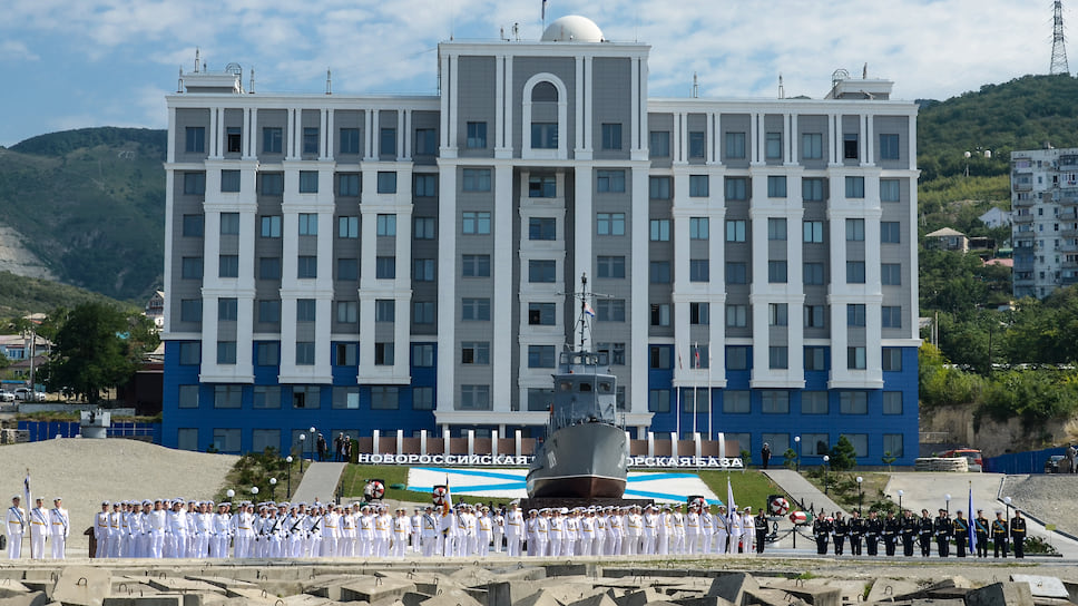По словам командира НМВБ контр-адмирала Виктора Кочемазова, в последние годы боевой потенциал базы был значительно увеличен 