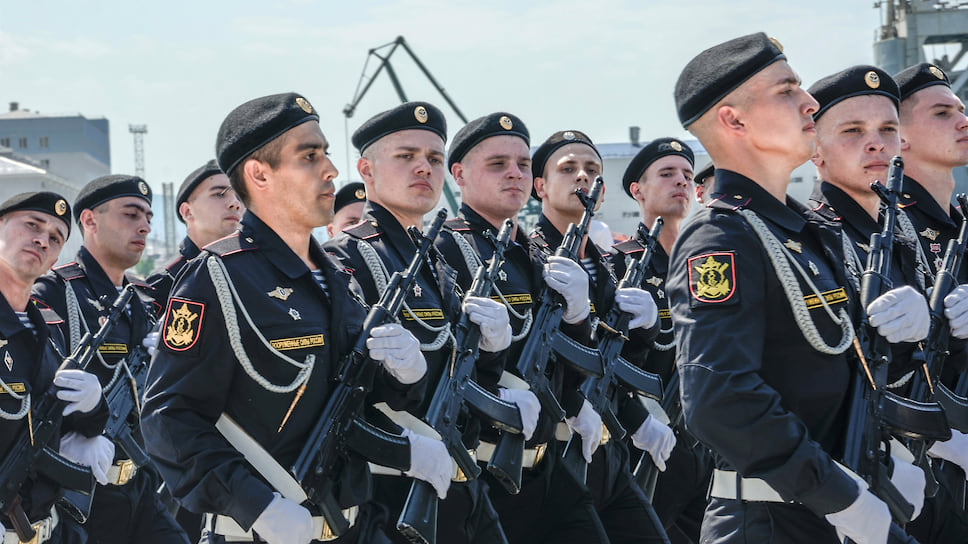По словам командира НМВБ контр-адмирала Виктора Кочемазова, в последние годы боевой потенциал базы был значительно увеличен 