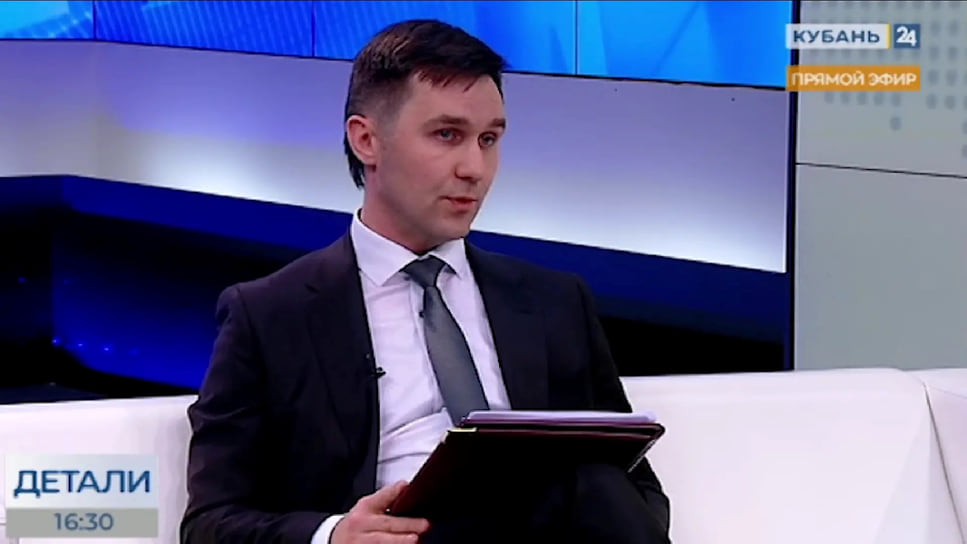 Параллельно с гражданским процессом идет расследование уголовного дела о коррупции в дорожной отрасли Краснодарского края. 4 февраля Центральный районный суд Сочи арестовал четверых фигурантов. В том числе, под стражу отправлен заместитель министра транспорта региона Александр Дашук 