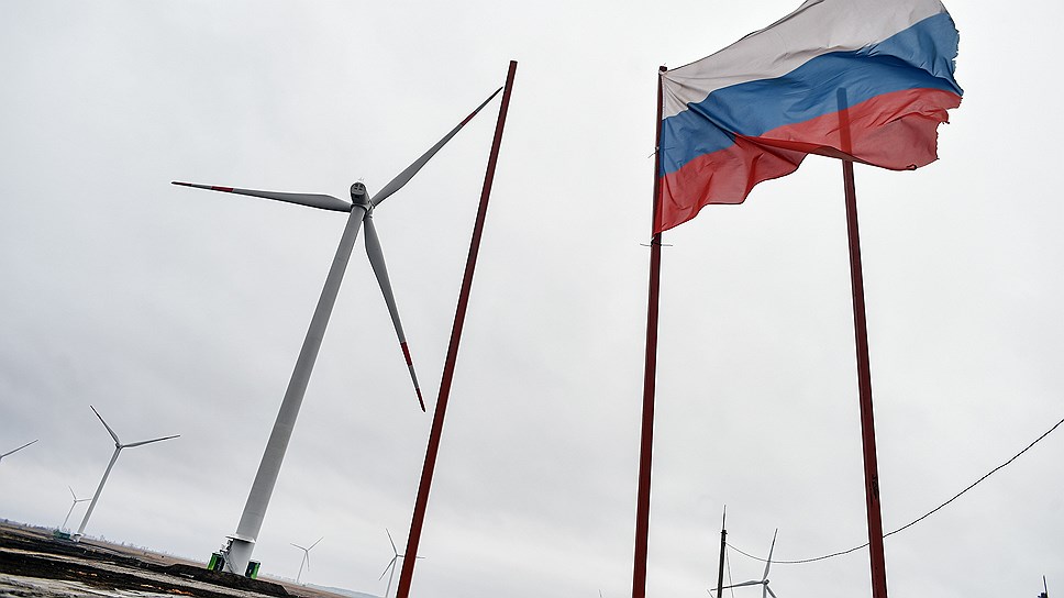 Лопасти упираются в землю