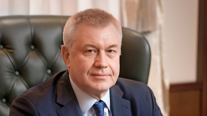 С высокооктановым прицелом