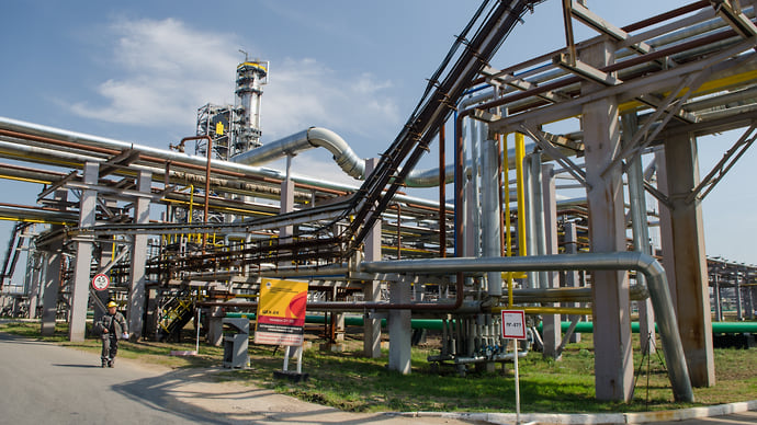 Развитие сошло на нефть