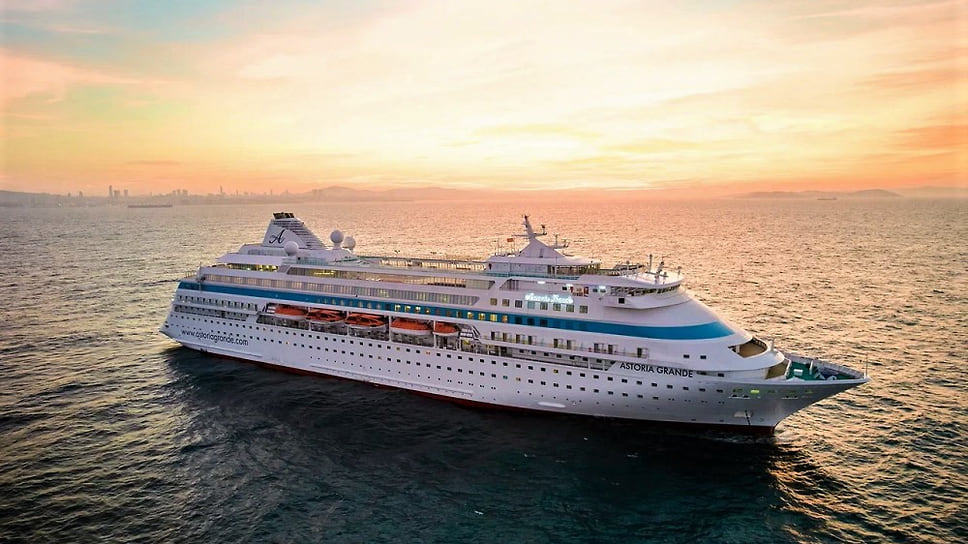 В прошлом году турецкая компания Miray Cruises открыла новое круизное направление по Черному морю на лайнере Astoria Grande 