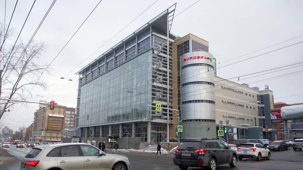 После приобретения ТЦ в госсобственность его придется реконструировать под офисы 