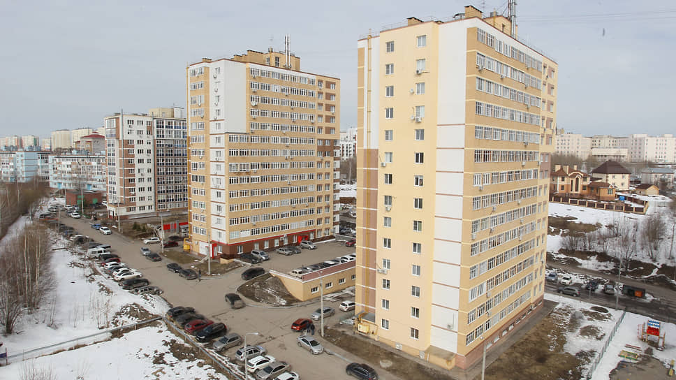 Многоэтажная жилая застройка в Верхних Печерах 