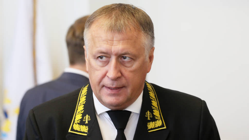 председатель Нижегородского облсуда Вячеслав Поправко 