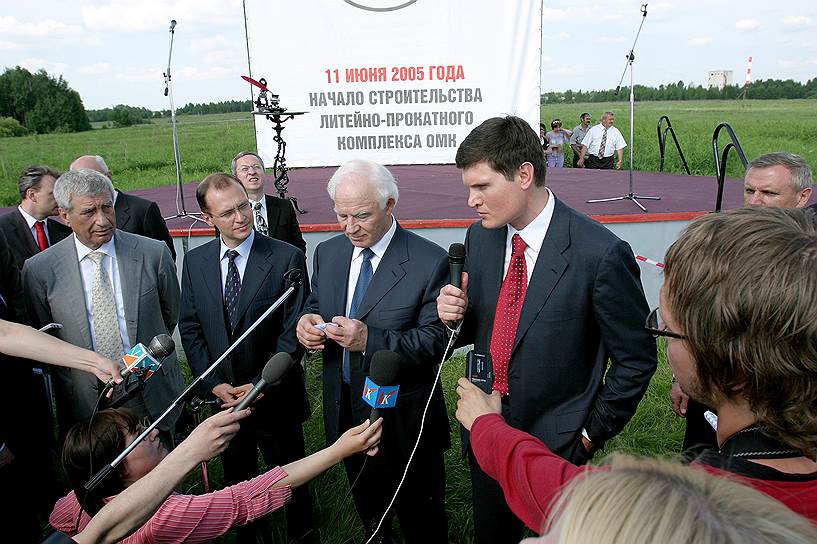 В начале строительства Литейно-прокатного комплекса, июнь 2005 г.