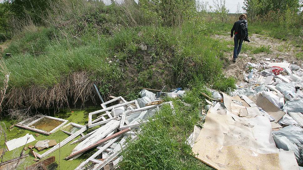 А это знаменитая свалка бытовых отходов в поселке Игумново. Ее должны ликвидировать по федеральной программе 