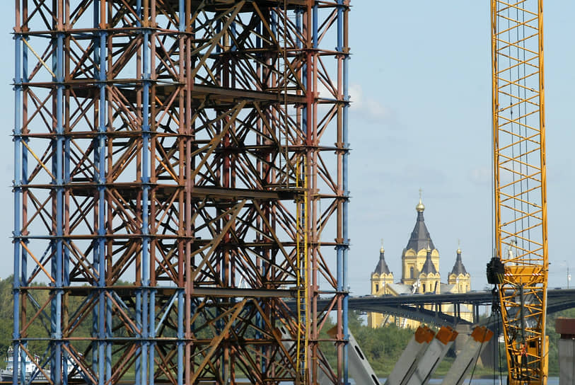 Август 2008 года. Строительство метромоста