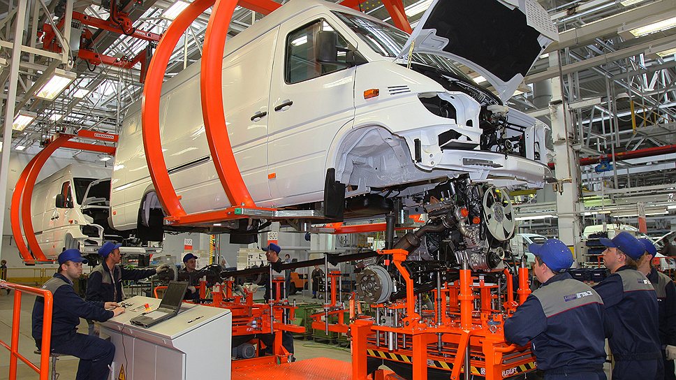Запуск производства «Mercedes-Sprinter» на конвейере Горьковского Автомобильного Завода. Июль 2013 год.