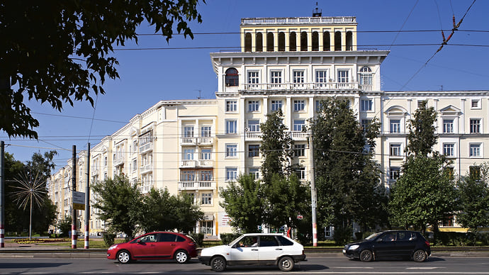 Промышленных дел мастера