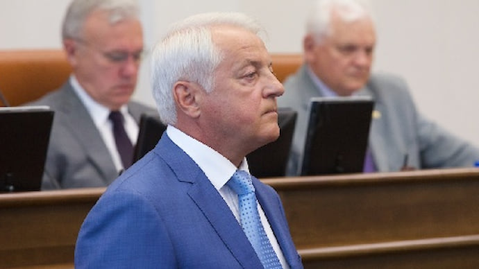 В безусловной строгости
