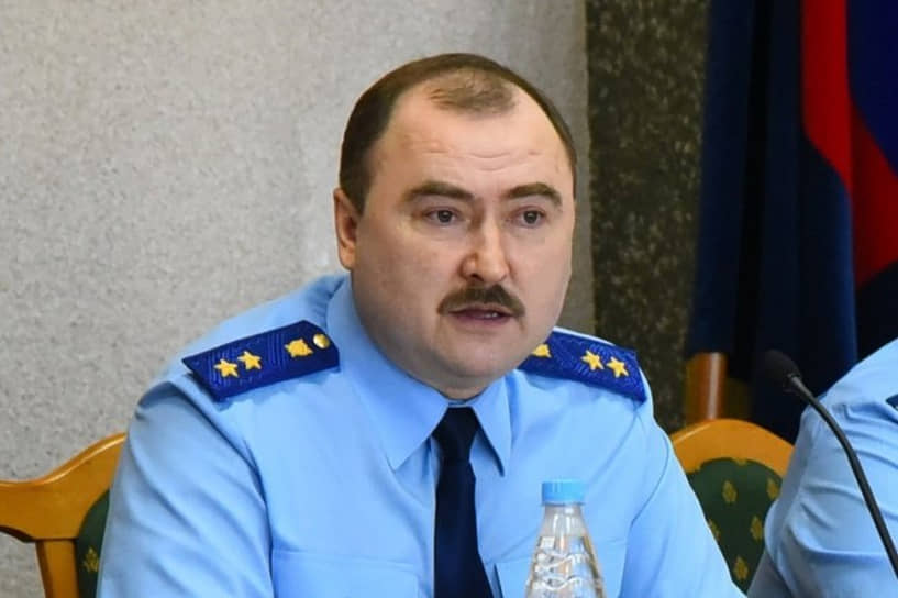 Бывший прокурор Новосибирcкой области Владимир Фалилеев, который больше года содержится в СИЗО, отрицает выдвинутые против него обвинения 