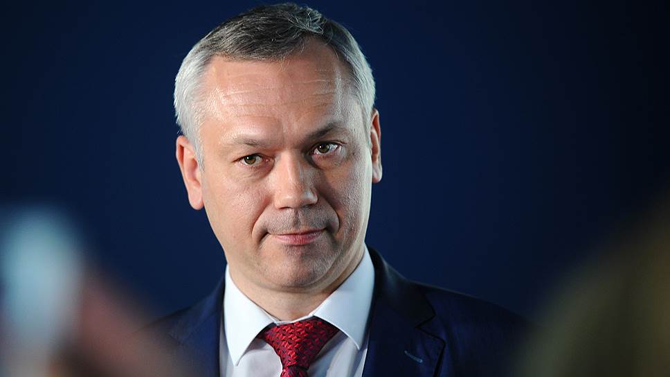 7. Врио губернатора Новосибирской области Андрей Травников — 4,6 млн руб. Он, в частности, владеет Nissan X-Trail и Kia Sorento. Доход его супруги составил всего 19,3 тыс. руб. 